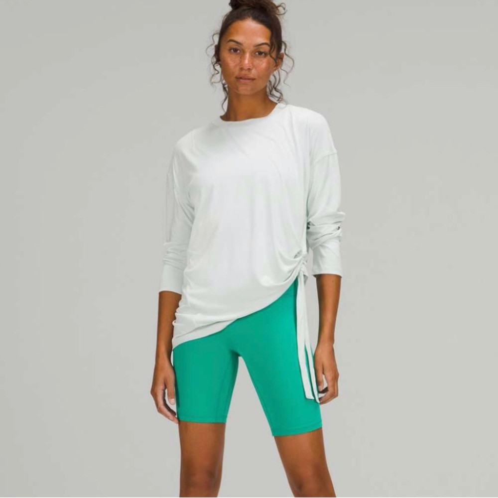 Size 8 | NWT Lululemon Side Cinch Long Sleeve Crew | Ocean Air